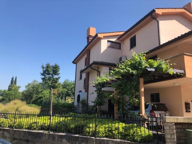 Vista Apartma Изола Экстерьер фото